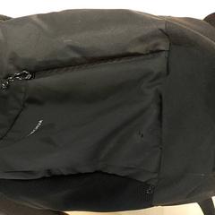 Sac à dos zwart, a été signalé par Centraal magazijn utilisant iLost