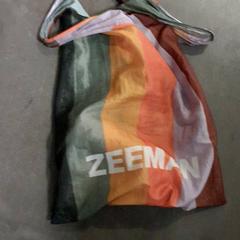 Bossa Zeeman, segons ha informat Connexxion Hoeksche Waard Goeree Overflakkee mitjançant iLost