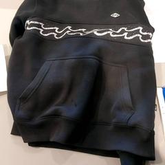 Suéter Black, ha sido reportado por TU/e - Receptie Neuron con iLost