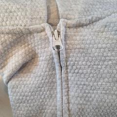 Vestje Primark, jak nahlášeno Madurodam pomocí iLost