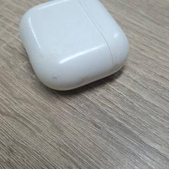 Držák na sluchátka, jak nahlášeno EBS Spijkenisse pomocí iLost