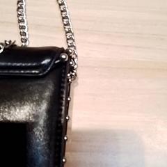 İLost kullanarak Beekse Bergen Resorts en Hotel tarafından bildirildiği gibi Çanta