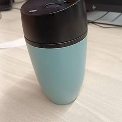 Botella Blauwe drinkfles, segundo informou Padualaan 99 usando iLost