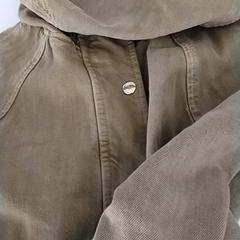 Kleding - jas -Oker، كما تم الإبلاغ عنه بواسطة Centraal magazijn عبر iLost