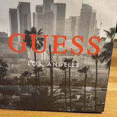 Purchase guess guess, amint azt Designer Outlet Roermond az iLost segítségével jelentette.