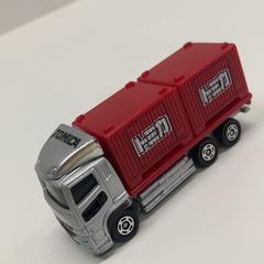 トミカ　トラック, zoals gemeld door IKEA新三郷 met iLost