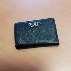 Portefeuille, a été signalé par Hermes Eindhoven utilisant iLost