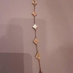 Bracciale armbands goud, come riportato da Van der Valk Hotel Schiphol utilizzando iLost