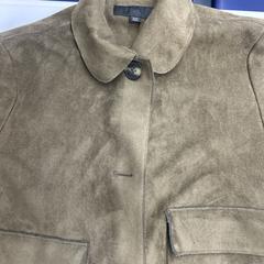 Suede jas, iLost에 보고됨