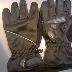 İLost kullanarak SnowWorld Landgraaf tarafından bildirildiği gibi Eldivenler Zwart