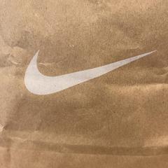 Purchase nike nike, som rapportert av Designer Outlet Roermond ved bruk av iLost