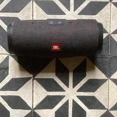 Altavoz, ha sido reportado por Groepsaccomodatie Kasteel de Berckt con iLost