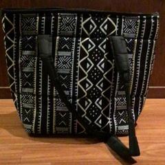 Väska Zwart wit, rapporterat av Van der Valk Hotel Emmeloord med iLost