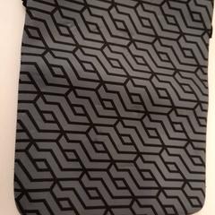 Kryt na notebook Grijs, jak nahlášeno HvA Amstelcampus pomocí iLost