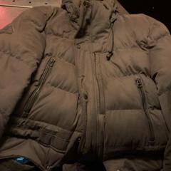 Bunda, jak nahlášeno Café Leentje pomocí iLost