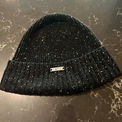 Bonnet, a été signalé par Van der Valk Hotel Veenendaal utilisant iLost