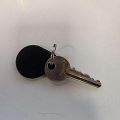 Clé met een tag, a été signalé par AFAS Live utilisant iLost