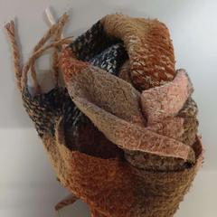 Schal, gemeldet von Heidelberglaan 7 über iLost