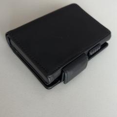 Lommebok De pina da cruz Lopes, som rapportert av Pathé Schouwburgplein ved bruk av iLost