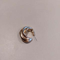 İLost kullanarak TU/e - Receptie Neuron tarafından bildirildiği gibi Küpe Golden