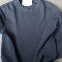 Kleding - Trui, a été signalé par Centraal magazijn utilisant iLost