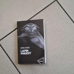 책 LAPIN MAUDIT, iLost를 사용하여 ilévia에 보고됨