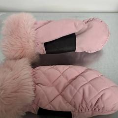 Gloves, as reported by Keolis Lund using iLost