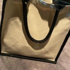 Taška, ako bolo nahlásené Van der Valk Hotel Haarlem pomocou iLost