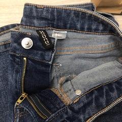 Jeans H&M, gemeldet von Hotel van der Valk Maastricht über iLost
