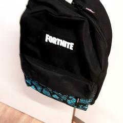 Mochila, segundo informou Qbuzz ZHN usando iLost