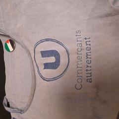 Bolsa de courses, ha sido reportado por TCL con iLost