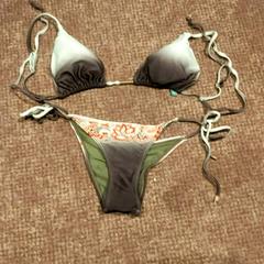 Bikini, zgłoszono przez Van der Valk Hotel Apeldoorn - De Cantharel przy użyciu iLost