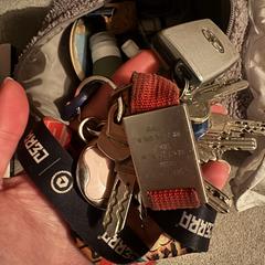 Bunch of keys with toiletries, as reported to iLost