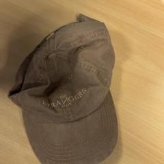 Gorra, ha sido reportado por Pouw Vervoer con iLost