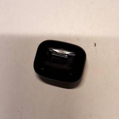 Estuche de carga, segundo informou Qbuzz ZHN usando iLost