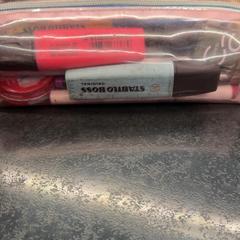 Estuche, ha sido reportado por Rotterdam The Hague Airport con iLost