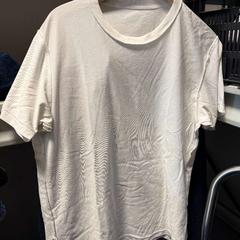 셔츠 T-shirt, iLost를 사용하여 Conscious Hotel Westerpark에 보고됨