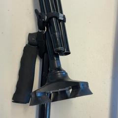 三脚 がiLostで GVB によって報告されました