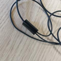 Elektronika - oortjes, ako bolo nahlásené Regio Antwerpen - Brussel pomocou iLost