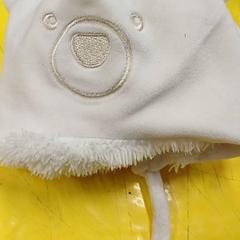 Babymuts Blanc motif ours, zoals gemeld door IKEA Lille met iLost
