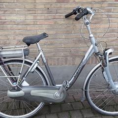 Fiets gazelle  Zilver grijs، كما تم الإبلاغ عنه بواسطة Fietsdepot Hasselt عبر iLost