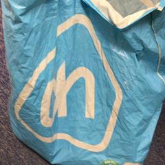 Taška Van Albert Heijn, jak nahlášeno Haaglanden Medisch Centrum pomocí iLost