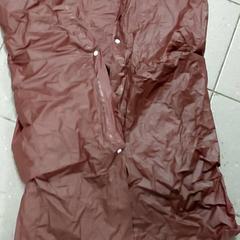 Odzież - poncho, zgłoszono przez Regio Antwerpen - Brussel przy użyciu iLost