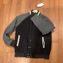 Jaqueta zwart / grijs - 071125 SPRING1, segons ha informat Ziggo Dome mitjançant iLost