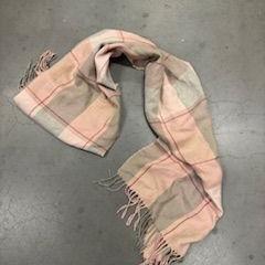 Šátek, jak nahlášeno IKEA Duiven pomocí iLost