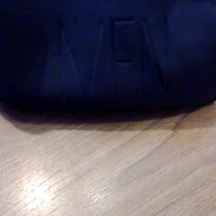 Bag, som rapportert av Leonardo Royal Hotel Amsterdam ved bruk av iLost