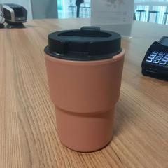 Koffiemok pink, zoals gemeld door Vrije Universiteit Brussel (VUB) met iLost