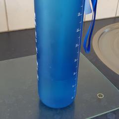 Drikkeflaske blauw, som rapportert av UVO Vervoer ved bruk av iLost