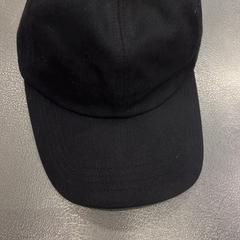 Cappello, come riportato da IKEA Tokyo-Bay utilizzando iLost