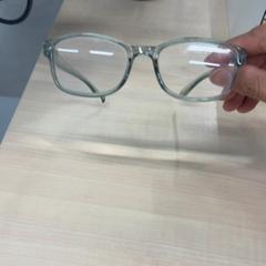 眼鏡 がiLostで IKEA Eindhoven によって報告されました